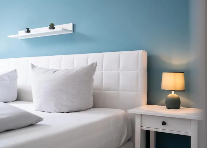 Sunseeker House No 2